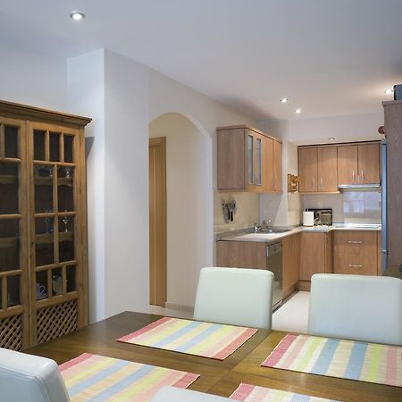 Plaza De Las Flores Apartment Malaga Bagian luar foto