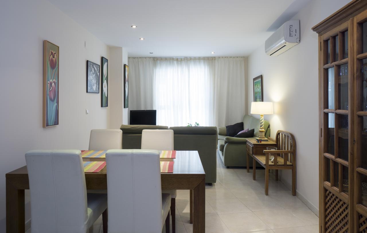 Plaza De Las Flores Apartment Malaga Bagian luar foto
