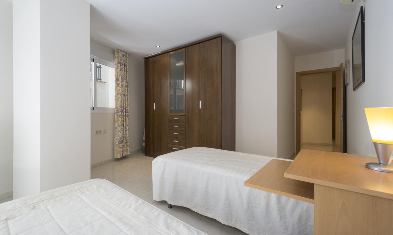 Plaza De Las Flores Apartment Malaga Bagian luar foto